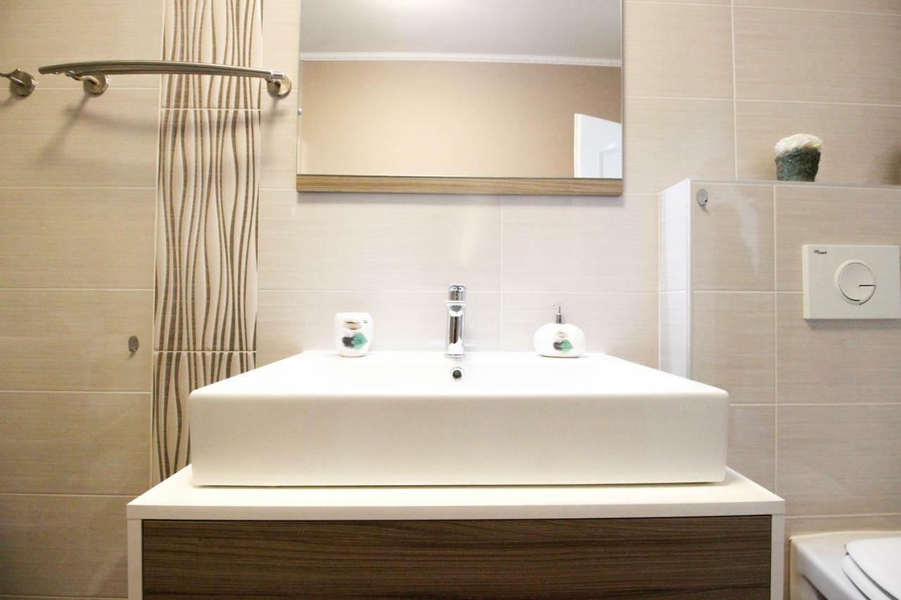 Studio Apartman Sky Rovinj Bagian luar foto