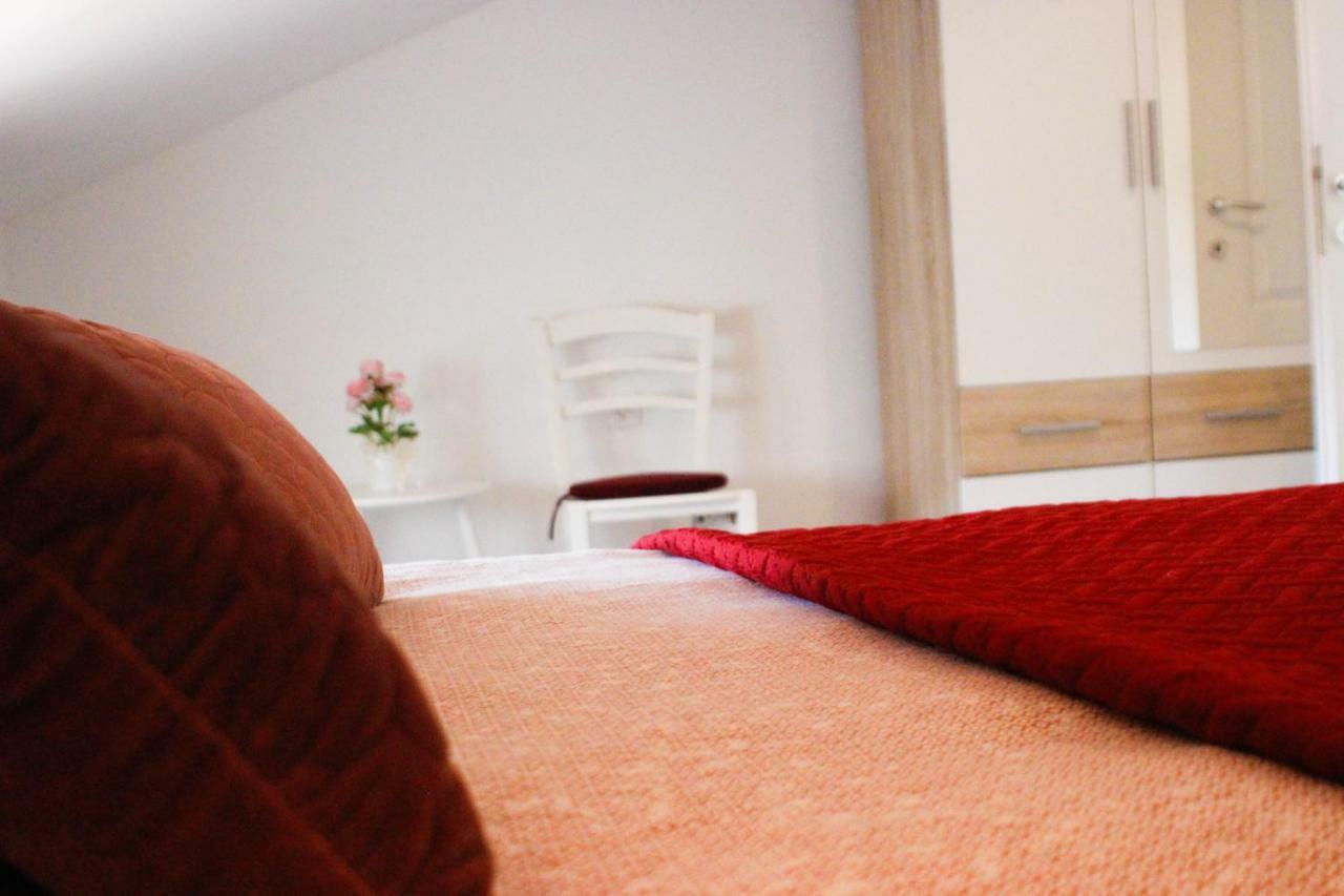 Studio Apartman Sky Rovinj Bagian luar foto
