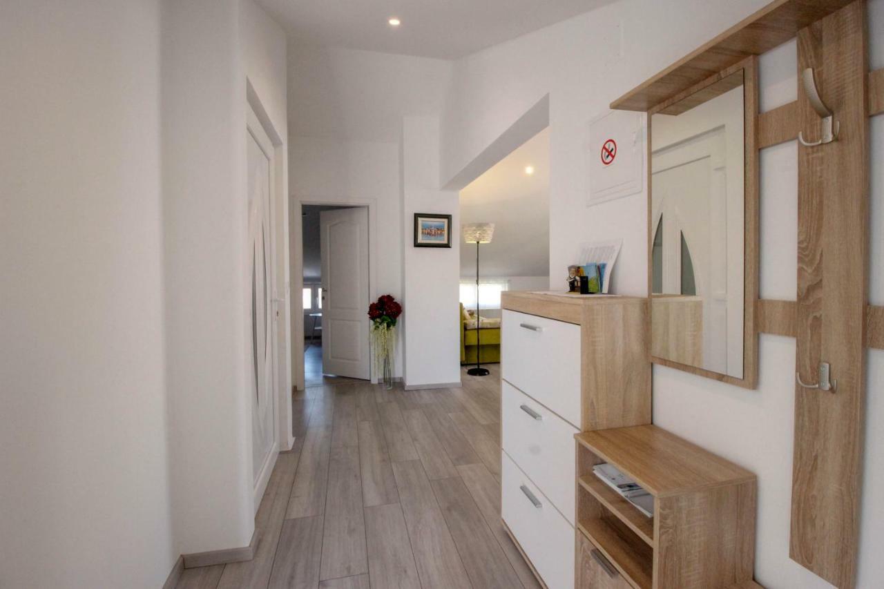 Studio Apartman Sky Rovinj Bagian luar foto